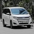 Toyota Noah 2.0 AWD (8 Seater) 2018 White - 5