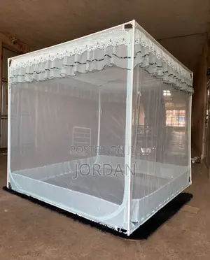 Zipped Stand Mosquito Net
