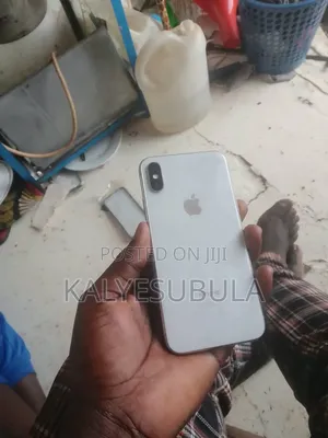 Apple iPhone X 256GB White