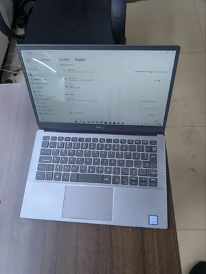 Dell Latitude 3301 Laptop - Intel Core i5, 8GB RAM, 256GB SSD